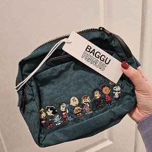 Baggu Peanuts Teal Crossbody Bag